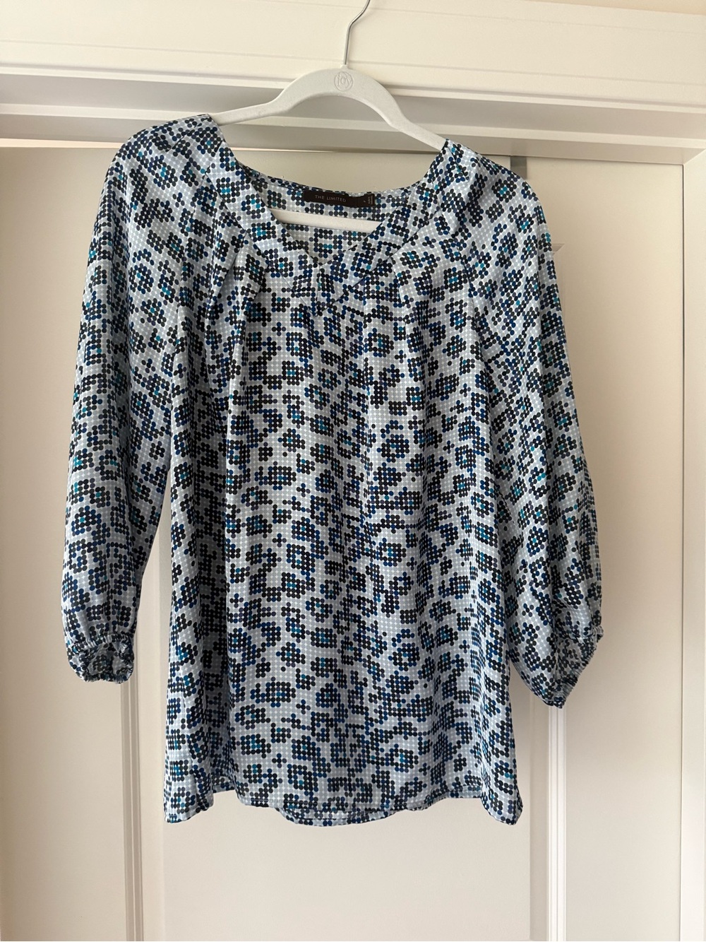 The Limited Women’s Blue Patterned Blouse